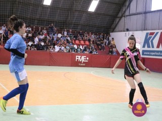 
<a style='margin-left: 5px;' class='btn btn-xs btn-social btn-facebook' href='https://www.facebook.com/sharer/sharer.php?u=https://www.boladovale.com.br/imgs/800-800-90/conteudo/fotos/1283/img2811.jpg' rel='popup' data-width='500' data-height='400'><i class='fa fa-facebook'></i>Compartilhar <span class='hidden-xs'>no Facebook</span>
</a> 
<a class='btn btn-default btn-xs' target='_blank' href='imgs/800-800-90/conteudo/fotos/1283/img2811.jpg'>
<span class='glyphicon glyphicon-cloud-download'></span> Salvar
</a> 
<span></span>