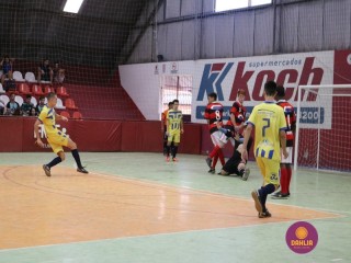 
<a style='margin-left: 5px;' class='btn btn-xs btn-social btn-facebook' href='https://www.facebook.com/sharer/sharer.php?u=https://www.boladovale.com.br/imgs/800-800-90/conteudo/fotos/1283/img2839.jpg' rel='popup' data-width='500' data-height='400'><i class='fa fa-facebook'></i>Compartilhar <span class='hidden-xs'>no Facebook</span>
</a> 
<a class='btn btn-default btn-xs' target='_blank' href='imgs/800-800-90/conteudo/fotos/1283/img2839.jpg'>
<span class='glyphicon glyphicon-cloud-download'></span> Salvar
</a> 
<span></span>