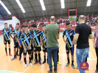 
<a style='margin-left: 5px;' class='btn btn-xs btn-social btn-facebook' href='https://www.facebook.com/sharer/sharer.php?u=https://www.boladovale.com.br/imgs/800-800-90/conteudo/fotos/1284/img2780.jpg' rel='popup' data-width='500' data-height='400'><i class='fa fa-facebook'></i>Compartilhar <span class='hidden-xs'>no Facebook</span>
</a> 
<a class='btn btn-default btn-xs' target='_blank' href='imgs/800-800-90/conteudo/fotos/1284/img2780.jpg'>
<span class='glyphicon glyphicon-cloud-download'></span> Salvar
</a> 
<span></span>