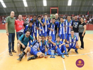 
<a style='margin-left: 5px;' class='btn btn-xs btn-social btn-facebook' href='https://www.facebook.com/sharer/sharer.php?u=https://www.boladovale.com.br/imgs/800-800-90/conteudo/fotos/1284/img2794.jpg' rel='popup' data-width='500' data-height='400'><i class='fa fa-facebook'></i>Compartilhar <span class='hidden-xs'>no Facebook</span>
</a> 
<a class='btn btn-default btn-xs' target='_blank' href='imgs/800-800-90/conteudo/fotos/1284/img2794.jpg'>
<span class='glyphicon glyphicon-cloud-download'></span> Salvar
</a> 
<span></span>