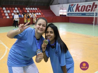
<a style='margin-left: 5px;' class='btn btn-xs btn-social btn-facebook' href='https://www.facebook.com/sharer/sharer.php?u=https://www.boladovale.com.br/imgs/800-800-90/conteudo/fotos/1284/img2883.jpg' rel='popup' data-width='500' data-height='400'><i class='fa fa-facebook'></i>Compartilhar <span class='hidden-xs'>no Facebook</span>
</a> 
<a class='btn btn-default btn-xs' target='_blank' href='imgs/800-800-90/conteudo/fotos/1284/img2883.jpg'>
<span class='glyphicon glyphicon-cloud-download'></span> Salvar
</a> 
<span></span>