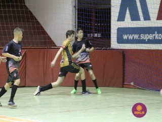 
<a style='margin-left: 5px;' class='btn btn-xs btn-social btn-facebook' href='https://www.facebook.com/sharer/sharer.php?u=https://www.boladovale.com.br/imgs/800-800-90/conteudo/fotos/1285/img4564.jpg' rel='popup' data-width='500' data-height='400'><i class='fa fa-facebook'></i>Compartilhar <span class='hidden-xs'>no Facebook</span>
</a> 
<a class='btn btn-default btn-xs' target='_blank' href='imgs/800-800-90/conteudo/fotos/1285/img4564.jpg'>
<span class='glyphicon glyphicon-cloud-download'></span> Salvar
</a> 
<span></span>