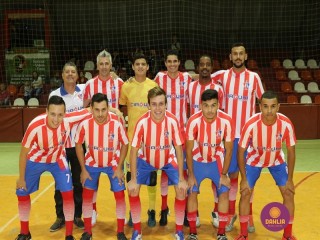 
<a style='margin-left: 5px;' class='btn btn-xs btn-social btn-facebook' href='https://www.facebook.com/sharer/sharer.php?u=https://www.boladovale.com.br/imgs/800-800-90/conteudo/fotos/1286/img4625.jpg' rel='popup' data-width='500' data-height='400'><i class='fa fa-facebook'></i>Compartilhar <span class='hidden-xs'>no Facebook</span>
</a> 
<a class='btn btn-default btn-xs' target='_blank' href='imgs/800-800-90/conteudo/fotos/1286/img4625.jpg'>
<span class='glyphicon glyphicon-cloud-download'></span> Salvar
</a> 
<span></span>