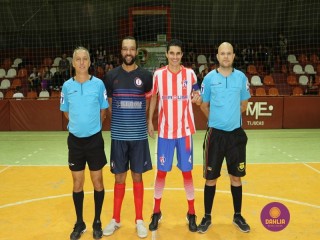 
<a style='margin-left: 5px;' class='btn btn-xs btn-social btn-facebook' href='https://www.facebook.com/sharer/sharer.php?u=https://www.boladovale.com.br/imgs/800-800-90/conteudo/fotos/1286/img4628.jpg' rel='popup' data-width='500' data-height='400'><i class='fa fa-facebook'></i>Compartilhar <span class='hidden-xs'>no Facebook</span>
</a> 
<a class='btn btn-default btn-xs' target='_blank' href='imgs/800-800-90/conteudo/fotos/1286/img4628.jpg'>
<span class='glyphicon glyphicon-cloud-download'></span> Salvar
</a> 
<span></span>
