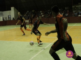 
<a style='margin-left: 5px;' class='btn btn-xs btn-social btn-facebook' href='https://www.facebook.com/sharer/sharer.php?u=https://www.boladovale.com.br/imgs/800-800-90/conteudo/fotos/1287/mg4796.jpg' rel='popup' data-width='500' data-height='400'><i class='fa fa-facebook'></i>Compartilhar <span class='hidden-xs'>no Facebook</span>
</a> 
<a class='btn btn-default btn-xs' target='_blank' href='imgs/800-800-90/conteudo/fotos/1287/mg4796.jpg'>
<span class='glyphicon glyphicon-cloud-download'></span> Salvar
</a> 
<span></span>