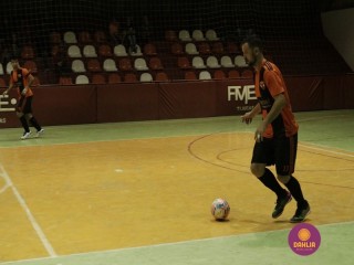 
<a style='margin-left: 5px;' class='btn btn-xs btn-social btn-facebook' href='https://www.facebook.com/sharer/sharer.php?u=https://www.boladovale.com.br/imgs/800-800-90/conteudo/fotos/1287/mg4816.jpg' rel='popup' data-width='500' data-height='400'><i class='fa fa-facebook'></i>Compartilhar <span class='hidden-xs'>no Facebook</span>
</a> 
<a class='btn btn-default btn-xs' target='_blank' href='imgs/800-800-90/conteudo/fotos/1287/mg4816.jpg'>
<span class='glyphicon glyphicon-cloud-download'></span> Salvar
</a> 
<span></span>