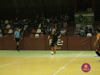 
<a style='margin-left: 5px;' class='btn btn-xs btn-social btn-facebook' href='https://www.facebook.com/sharer/sharer.php?u=https://www.boladovale.com.br/imgs/800-800-90/conteudo/fotos/1287/mg4825.jpg' rel='popup' data-width='500' data-height='400'><i class='fa fa-facebook'></i>Compartilhar <span class='hidden-xs'>no Facebook</span>
</a> 
<a class='btn btn-default btn-xs' target='_blank' href='imgs/800-800-90/conteudo/fotos/1287/mg4825.jpg'>
<span class='glyphicon glyphicon-cloud-download'></span> Salvar
</a> 
<span></span>