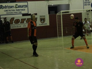 
<a style='margin-left: 5px;' class='btn btn-xs btn-social btn-facebook' href='https://www.facebook.com/sharer/sharer.php?u=https://www.boladovale.com.br/imgs/800-800-90/conteudo/fotos/1287/mg4873.jpg' rel='popup' data-width='500' data-height='400'><i class='fa fa-facebook'></i>Compartilhar <span class='hidden-xs'>no Facebook</span>
</a> 
<a class='btn btn-default btn-xs' target='_blank' href='imgs/800-800-90/conteudo/fotos/1287/mg4873.jpg'>
<span class='glyphicon glyphicon-cloud-download'></span> Salvar
</a> 
<span></span>
