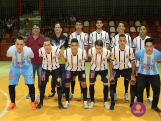 
<a style='margin-left: 5px;' class='btn btn-xs btn-social btn-facebook' href='https://www.facebook.com/sharer/sharer.php?u=https://www.boladovale.com.br/imgs/800-800-90/conteudo/fotos/1288/img4892.jpg' rel='popup' data-width='500' data-height='400'><i class='fa fa-facebook'></i>Compartilhar <span class='hidden-xs'>no Facebook</span>
</a> 
<a class='btn btn-default btn-xs' target='_blank' href='imgs/800-800-90/conteudo/fotos/1288/img4892.jpg'>
<span class='glyphicon glyphicon-cloud-download'></span> Salvar
</a> 
<span></span>