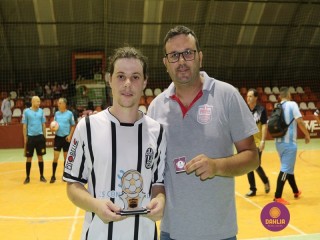 
<a style='margin-left: 5px;' class='btn btn-xs btn-social btn-facebook' href='https://www.facebook.com/sharer/sharer.php?u=https://www.boladovale.com.br/imgs/800-800-90/conteudo/fotos/1288/img5005.jpg' rel='popup' data-width='500' data-height='400'><i class='fa fa-facebook'></i>Compartilhar <span class='hidden-xs'>no Facebook</span>
</a> 
<a class='btn btn-default btn-xs' target='_blank' href='imgs/800-800-90/conteudo/fotos/1288/img5005.jpg'>
<span class='glyphicon glyphicon-cloud-download'></span> Salvar
</a> 
<span></span>