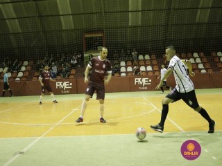 
<a style='margin-left: 5px;' class='btn btn-xs btn-social btn-facebook' href='https://www.facebook.com/sharer/sharer.php?u=https://www.boladovale.com.br/imgs/800-800-90/conteudo/fotos/1288/mg4902.jpg' rel='popup' data-width='500' data-height='400'><i class='fa fa-facebook'></i>Compartilhar <span class='hidden-xs'>no Facebook</span>
</a> 
<a class='btn btn-default btn-xs' target='_blank' href='imgs/800-800-90/conteudo/fotos/1288/mg4902.jpg'>
<span class='glyphicon glyphicon-cloud-download'></span> Salvar
</a> 
<span></span>