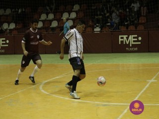
<a style='margin-left: 5px;' class='btn btn-xs btn-social btn-facebook' href='https://www.facebook.com/sharer/sharer.php?u=https://www.boladovale.com.br/imgs/800-800-90/conteudo/fotos/1288/mg4936.jpg' rel='popup' data-width='500' data-height='400'><i class='fa fa-facebook'></i>Compartilhar <span class='hidden-xs'>no Facebook</span>
</a> 
<a class='btn btn-default btn-xs' target='_blank' href='imgs/800-800-90/conteudo/fotos/1288/mg4936.jpg'>
<span class='glyphicon glyphicon-cloud-download'></span> Salvar
</a> 
<span></span>