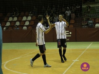 
<a style='margin-left: 5px;' class='btn btn-xs btn-social btn-facebook' href='https://www.facebook.com/sharer/sharer.php?u=https://www.boladovale.com.br/imgs/800-800-90/conteudo/fotos/1288/mg4979.jpg' rel='popup' data-width='500' data-height='400'><i class='fa fa-facebook'></i>Compartilhar <span class='hidden-xs'>no Facebook</span>
</a> 
<a class='btn btn-default btn-xs' target='_blank' href='imgs/800-800-90/conteudo/fotos/1288/mg4979.jpg'>
<span class='glyphicon glyphicon-cloud-download'></span> Salvar
</a> 
<span></span>