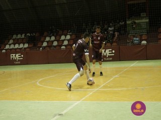 
<a style='margin-left: 5px;' class='btn btn-xs btn-social btn-facebook' href='https://www.facebook.com/sharer/sharer.php?u=https://www.boladovale.com.br/imgs/800-800-90/conteudo/fotos/1288/mg4995.jpg' rel='popup' data-width='500' data-height='400'><i class='fa fa-facebook'></i>Compartilhar <span class='hidden-xs'>no Facebook</span>
</a> 
<a class='btn btn-default btn-xs' target='_blank' href='imgs/800-800-90/conteudo/fotos/1288/mg4995.jpg'>
<span class='glyphicon glyphicon-cloud-download'></span> Salvar
</a> 
<span></span>