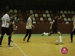 
<a style='margin-left: 5px;' class='btn btn-xs btn-social btn-facebook' href='https://www.facebook.com/sharer/sharer.php?u=https://www.boladovale.com.br/imgs/800-800-90/conteudo/fotos/1288/mg4996.jpg' rel='popup' data-width='500' data-height='400'><i class='fa fa-facebook'></i>Compartilhar <span class='hidden-xs'>no Facebook</span>
</a> 
<a class='btn btn-default btn-xs' target='_blank' href='imgs/800-800-90/conteudo/fotos/1288/mg4996.jpg'>
<span class='glyphicon glyphicon-cloud-download'></span> Salvar
</a> 
<span></span>