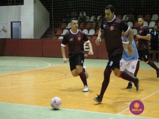 
<a style='margin-left: 5px;' class='btn btn-xs btn-social btn-facebook' href='https://www.facebook.com/sharer/sharer.php?u=https://www.boladovale.com.br/imgs/800-800-90/conteudo/fotos/1290/img7010.jpg' rel='popup' data-width='500' data-height='400'><i class='fa fa-facebook'></i>Compartilhar <span class='hidden-xs'>no Facebook</span>
</a> 
<a class='btn btn-default btn-xs' target='_blank' href='imgs/800-800-90/conteudo/fotos/1290/img7010.jpg'>
<span class='glyphicon glyphicon-cloud-download'></span> Salvar
</a> 
<span></span>