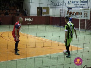 
<a style='margin-left: 5px;' class='btn btn-xs btn-social btn-facebook' href='https://www.facebook.com/sharer/sharer.php?u=https://www.boladovale.com.br/imgs/800-800-90/conteudo/fotos/1291/img7063.jpg' rel='popup' data-width='500' data-height='400'><i class='fa fa-facebook'></i>Compartilhar <span class='hidden-xs'>no Facebook</span>
</a> 
<a class='btn btn-default btn-xs' target='_blank' href='imgs/800-800-90/conteudo/fotos/1291/img7063.jpg'>
<span class='glyphicon glyphicon-cloud-download'></span> Salvar
</a> 
<span></span>