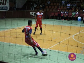 
<a style='margin-left: 5px;' class='btn btn-xs btn-social btn-facebook' href='https://www.facebook.com/sharer/sharer.php?u=https://www.boladovale.com.br/imgs/800-800-90/conteudo/fotos/1291/img7065.jpg' rel='popup' data-width='500' data-height='400'><i class='fa fa-facebook'></i>Compartilhar <span class='hidden-xs'>no Facebook</span>
</a> 
<a class='btn btn-default btn-xs' target='_blank' href='imgs/800-800-90/conteudo/fotos/1291/img7065.jpg'>
<span class='glyphicon glyphicon-cloud-download'></span> Salvar
</a> 
<span></span>