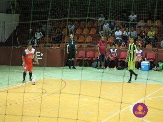 
<a style='margin-left: 5px;' class='btn btn-xs btn-social btn-facebook' href='https://www.facebook.com/sharer/sharer.php?u=https://www.boladovale.com.br/imgs/800-800-90/conteudo/fotos/1291/img7067.jpg' rel='popup' data-width='500' data-height='400'><i class='fa fa-facebook'></i>Compartilhar <span class='hidden-xs'>no Facebook</span>
</a> 
<a class='btn btn-default btn-xs' target='_blank' href='imgs/800-800-90/conteudo/fotos/1291/img7067.jpg'>
<span class='glyphicon glyphicon-cloud-download'></span> Salvar
</a> 
<span></span>