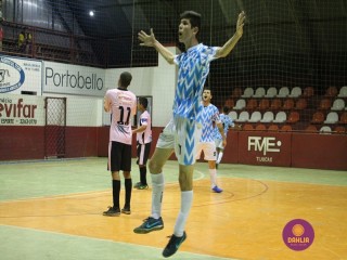 
<a style='margin-left: 5px;' class='btn btn-xs btn-social btn-facebook' href='https://www.facebook.com/sharer/sharer.php?u=https://www.boladovale.com.br/imgs/800-800-90/conteudo/fotos/1292/img7120.jpg' rel='popup' data-width='500' data-height='400'><i class='fa fa-facebook'></i>Compartilhar <span class='hidden-xs'>no Facebook</span>
</a> 
<a class='btn btn-default btn-xs' target='_blank' href='imgs/800-800-90/conteudo/fotos/1292/img7120.jpg'>
<span class='glyphicon glyphicon-cloud-download'></span> Salvar
</a> 
<span></span>