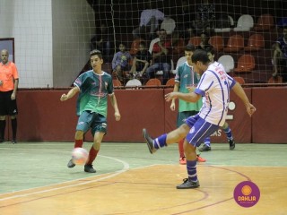 
<a style='margin-left: 5px;' class='btn btn-xs btn-social btn-facebook' href='https://www.facebook.com/sharer/sharer.php?u=https://www.boladovale.com.br/imgs/800-800-90/conteudo/fotos/1293/img5049.jpg' rel='popup' data-width='500' data-height='400'><i class='fa fa-facebook'></i>Compartilhar <span class='hidden-xs'>no Facebook</span>
</a> 
<a class='btn btn-default btn-xs' target='_blank' href='imgs/800-800-90/conteudo/fotos/1293/img5049.jpg'>
<span class='glyphicon glyphicon-cloud-download'></span> Salvar
</a> 
<span></span>