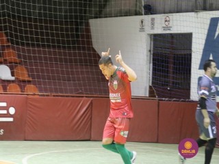
<a style='margin-left: 5px;' class='btn btn-xs btn-social btn-facebook' href='https://www.facebook.com/sharer/sharer.php?u=https://www.boladovale.com.br/imgs/800-800-90/conteudo/fotos/1294/img5111.jpg' rel='popup' data-width='500' data-height='400'><i class='fa fa-facebook'></i>Compartilhar <span class='hidden-xs'>no Facebook</span>
</a> 
<a class='btn btn-default btn-xs' target='_blank' href='imgs/800-800-90/conteudo/fotos/1294/img5111.jpg'>
<span class='glyphicon glyphicon-cloud-download'></span> Salvar
</a> 
<span></span>