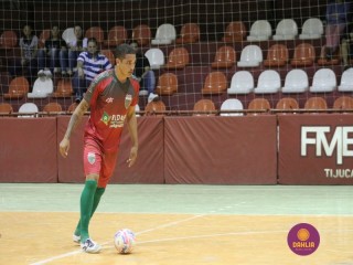 
<a style='margin-left: 5px;' class='btn btn-xs btn-social btn-facebook' href='https://www.facebook.com/sharer/sharer.php?u=https://www.boladovale.com.br/imgs/800-800-90/conteudo/fotos/1294/img5115.jpg' rel='popup' data-width='500' data-height='400'><i class='fa fa-facebook'></i>Compartilhar <span class='hidden-xs'>no Facebook</span>
</a> 
<a class='btn btn-default btn-xs' target='_blank' href='imgs/800-800-90/conteudo/fotos/1294/img5115.jpg'>
<span class='glyphicon glyphicon-cloud-download'></span> Salvar
</a> 
<span></span>