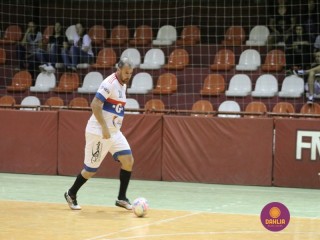
<a style='margin-left: 5px;' class='btn btn-xs btn-social btn-facebook' href='https://www.facebook.com/sharer/sharer.php?u=https://www.boladovale.com.br/imgs/800-800-90/conteudo/fotos/1295/img5210.jpg' rel='popup' data-width='500' data-height='400'><i class='fa fa-facebook'></i>Compartilhar <span class='hidden-xs'>no Facebook</span>
</a> 
<a class='btn btn-default btn-xs' target='_blank' href='imgs/800-800-90/conteudo/fotos/1295/img5210.jpg'>
<span class='glyphicon glyphicon-cloud-download'></span> Salvar
</a> 
<span></span>