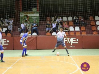 
<a style='margin-left: 5px;' class='btn btn-xs btn-social btn-facebook' href='https://www.facebook.com/sharer/sharer.php?u=https://www.boladovale.com.br/imgs/800-800-90/conteudo/fotos/1296/img5345.jpg' rel='popup' data-width='500' data-height='400'><i class='fa fa-facebook'></i>Compartilhar <span class='hidden-xs'>no Facebook</span>
</a> 
<a class='btn btn-default btn-xs' target='_blank' href='imgs/800-800-90/conteudo/fotos/1296/img5345.jpg'>
<span class='glyphicon glyphicon-cloud-download'></span> Salvar
</a> 
<span></span>