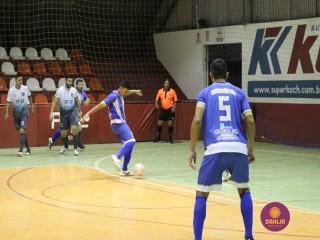 
<a style='margin-left: 5px;' class='btn btn-xs btn-social btn-facebook' href='https://www.facebook.com/sharer/sharer.php?u=https://www.boladovale.com.br/imgs/800-800-90/conteudo/fotos/1296/img5355.jpg' rel='popup' data-width='500' data-height='400'><i class='fa fa-facebook'></i>Compartilhar <span class='hidden-xs'>no Facebook</span>
</a> 
<a class='btn btn-default btn-xs' target='_blank' href='imgs/800-800-90/conteudo/fotos/1296/img5355.jpg'>
<span class='glyphicon glyphicon-cloud-download'></span> Salvar
</a> 
<span></span>