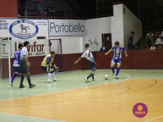 
<a style='margin-left: 5px;' class='btn btn-xs btn-social btn-facebook' href='https://www.facebook.com/sharer/sharer.php?u=https://www.boladovale.com.br/imgs/800-800-90/conteudo/fotos/1296/img5401.jpg' rel='popup' data-width='500' data-height='400'><i class='fa fa-facebook'></i>Compartilhar <span class='hidden-xs'>no Facebook</span>
</a> 
<a class='btn btn-default btn-xs' target='_blank' href='imgs/800-800-90/conteudo/fotos/1296/img5401.jpg'>
<span class='glyphicon glyphicon-cloud-download'></span> Salvar
</a> 
<span></span>