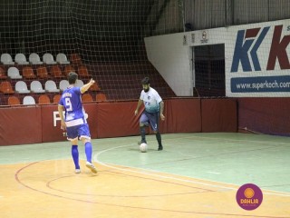 
<a style='margin-left: 5px;' class='btn btn-xs btn-social btn-facebook' href='https://www.facebook.com/sharer/sharer.php?u=https://www.boladovale.com.br/imgs/800-800-90/conteudo/fotos/1296/img5409.jpg' rel='popup' data-width='500' data-height='400'><i class='fa fa-facebook'></i>Compartilhar <span class='hidden-xs'>no Facebook</span>
</a> 
<a class='btn btn-default btn-xs' target='_blank' href='imgs/800-800-90/conteudo/fotos/1296/img5409.jpg'>
<span class='glyphicon glyphicon-cloud-download'></span> Salvar
</a> 
<span></span>