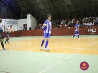 
<a style='margin-left: 5px;' class='btn btn-xs btn-social btn-facebook' href='https://www.facebook.com/sharer/sharer.php?u=https://www.boladovale.com.br/imgs/800-800-90/conteudo/fotos/1296/img5433.jpg' rel='popup' data-width='500' data-height='400'><i class='fa fa-facebook'></i>Compartilhar <span class='hidden-xs'>no Facebook</span>
</a> 
<a class='btn btn-default btn-xs' target='_blank' href='imgs/800-800-90/conteudo/fotos/1296/img5433.jpg'>
<span class='glyphicon glyphicon-cloud-download'></span> Salvar
</a> 
<span></span>
