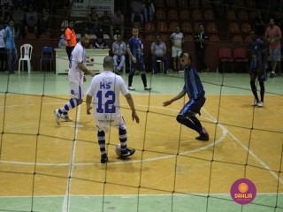 
<a style='margin-left: 5px;' class='btn btn-xs btn-social btn-facebook' href='https://www.facebook.com/sharer/sharer.php?u=https://www.boladovale.com.br/imgs/800-800-90/conteudo/fotos/1298/img5588.jpg' rel='popup' data-width='500' data-height='400'><i class='fa fa-facebook'></i>Compartilhar <span class='hidden-xs'>no Facebook</span>
</a> 
<a class='btn btn-default btn-xs' target='_blank' href='imgs/800-800-90/conteudo/fotos/1298/img5588.jpg'>
<span class='glyphicon glyphicon-cloud-download'></span> Salvar
</a> 
<span></span>