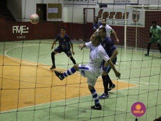 
<a style='margin-left: 5px;' class='btn btn-xs btn-social btn-facebook' href='https://www.facebook.com/sharer/sharer.php?u=https://www.boladovale.com.br/imgs/800-800-90/conteudo/fotos/1298/img5590.jpg' rel='popup' data-width='500' data-height='400'><i class='fa fa-facebook'></i>Compartilhar <span class='hidden-xs'>no Facebook</span>
</a> 
<a class='btn btn-default btn-xs' target='_blank' href='imgs/800-800-90/conteudo/fotos/1298/img5590.jpg'>
<span class='glyphicon glyphicon-cloud-download'></span> Salvar
</a> 
<span></span>