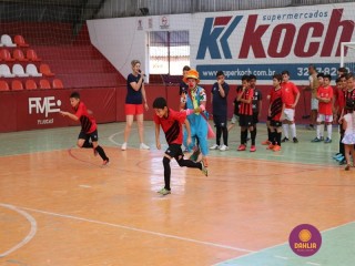 
<a style='margin-left: 5px;' class='btn btn-xs btn-social btn-facebook' href='https://www.facebook.com/sharer/sharer.php?u=https://www.boladovale.com.br/imgs/800-800-90/conteudo/fotos/1299/img5605.jpg' rel='popup' data-width='500' data-height='400'><i class='fa fa-facebook'></i>Compartilhar <span class='hidden-xs'>no Facebook</span>
</a> 
<a class='btn btn-default btn-xs' target='_blank' href='imgs/800-800-90/conteudo/fotos/1299/img5605.jpg'>
<span class='glyphicon glyphicon-cloud-download'></span> Salvar
</a> 
<span></span>