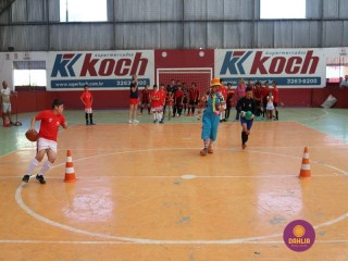 
<a style='margin-left: 5px;' class='btn btn-xs btn-social btn-facebook' href='https://www.facebook.com/sharer/sharer.php?u=https://www.boladovale.com.br/imgs/800-800-90/conteudo/fotos/1299/img5612.jpg' rel='popup' data-width='500' data-height='400'><i class='fa fa-facebook'></i>Compartilhar <span class='hidden-xs'>no Facebook</span>
</a> 
<a class='btn btn-default btn-xs' target='_blank' href='imgs/800-800-90/conteudo/fotos/1299/img5612.jpg'>
<span class='glyphicon glyphicon-cloud-download'></span> Salvar
</a> 
<span></span>