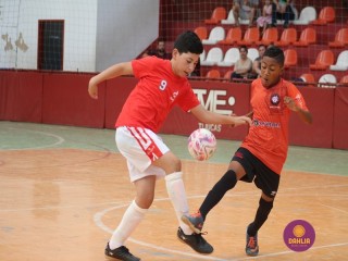 
<a style='margin-left: 5px;' class='btn btn-xs btn-social btn-facebook' href='https://www.facebook.com/sharer/sharer.php?u=https://www.boladovale.com.br/imgs/800-800-90/conteudo/fotos/1299/img5649.jpg' rel='popup' data-width='500' data-height='400'><i class='fa fa-facebook'></i>Compartilhar <span class='hidden-xs'>no Facebook</span>
</a> 
<a class='btn btn-default btn-xs' target='_blank' href='imgs/800-800-90/conteudo/fotos/1299/img5649.jpg'>
<span class='glyphicon glyphicon-cloud-download'></span> Salvar
</a> 
<span></span>