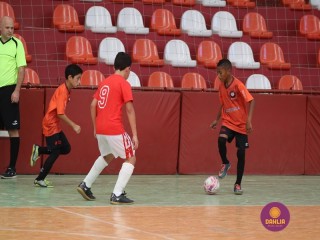 
<a style='margin-left: 5px;' class='btn btn-xs btn-social btn-facebook' href='https://www.facebook.com/sharer/sharer.php?u=https://www.boladovale.com.br/imgs/800-800-90/conteudo/fotos/1299/img5661.jpg' rel='popup' data-width='500' data-height='400'><i class='fa fa-facebook'></i>Compartilhar <span class='hidden-xs'>no Facebook</span>
</a> 
<a class='btn btn-default btn-xs' target='_blank' href='imgs/800-800-90/conteudo/fotos/1299/img5661.jpg'>
<span class='glyphicon glyphicon-cloud-download'></span> Salvar
</a> 
<span></span>