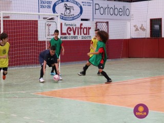 
<a style='margin-left: 5px;' class='btn btn-xs btn-social btn-facebook' href='https://www.facebook.com/sharer/sharer.php?u=https://www.boladovale.com.br/imgs/800-800-90/conteudo/fotos/1299/img6928.jpg' rel='popup' data-width='500' data-height='400'><i class='fa fa-facebook'></i>Compartilhar <span class='hidden-xs'>no Facebook</span>
</a> 
<a class='btn btn-default btn-xs' target='_blank' href='imgs/800-800-90/conteudo/fotos/1299/img6928.jpg'>
<span class='glyphicon glyphicon-cloud-download'></span> Salvar
</a> 
<span></span>