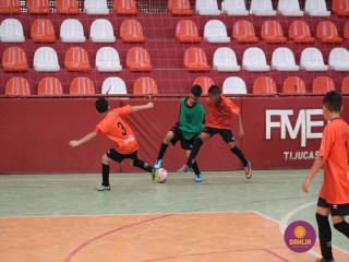 
<a style='margin-left: 5px;' class='btn btn-xs btn-social btn-facebook' href='https://www.facebook.com/sharer/sharer.php?u=https://www.boladovale.com.br/imgs/800-800-90/conteudo/fotos/1299/img6973.jpg' rel='popup' data-width='500' data-height='400'><i class='fa fa-facebook'></i>Compartilhar <span class='hidden-xs'>no Facebook</span>
</a> 
<a class='btn btn-default btn-xs' target='_blank' href='imgs/800-800-90/conteudo/fotos/1299/img6973.jpg'>
<span class='glyphicon glyphicon-cloud-download'></span> Salvar
</a> 
<span></span>