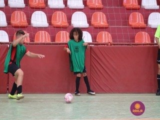 
<a style='margin-left: 5px;' class='btn btn-xs btn-social btn-facebook' href='https://www.facebook.com/sharer/sharer.php?u=https://www.boladovale.com.br/imgs/800-800-90/conteudo/fotos/1299/img6993.jpg' rel='popup' data-width='500' data-height='400'><i class='fa fa-facebook'></i>Compartilhar <span class='hidden-xs'>no Facebook</span>
</a> 
<a class='btn btn-default btn-xs' target='_blank' href='imgs/800-800-90/conteudo/fotos/1299/img6993.jpg'>
<span class='glyphicon glyphicon-cloud-download'></span> Salvar
</a> 
<span></span>