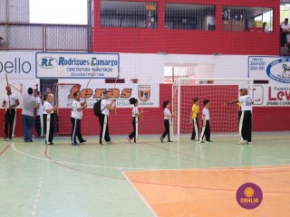 
<a style='margin-left: 5px;' class='btn btn-xs btn-social btn-facebook' href='https://www.facebook.com/sharer/sharer.php?u=https://www.boladovale.com.br/imgs/800-800-90/conteudo/fotos/1299/img7007.jpg' rel='popup' data-width='500' data-height='400'><i class='fa fa-facebook'></i>Compartilhar <span class='hidden-xs'>no Facebook</span>
</a> 
<a class='btn btn-default btn-xs' target='_blank' href='imgs/800-800-90/conteudo/fotos/1299/img7007.jpg'>
<span class='glyphicon glyphicon-cloud-download'></span> Salvar
</a> 
<span></span>