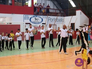 
<a style='margin-left: 5px;' class='btn btn-xs btn-social btn-facebook' href='https://www.facebook.com/sharer/sharer.php?u=https://www.boladovale.com.br/imgs/800-800-90/conteudo/fotos/1299/img7016.jpg' rel='popup' data-width='500' data-height='400'><i class='fa fa-facebook'></i>Compartilhar <span class='hidden-xs'>no Facebook</span>
</a> 
<a class='btn btn-default btn-xs' target='_blank' href='imgs/800-800-90/conteudo/fotos/1299/img7016.jpg'>
<span class='glyphicon glyphicon-cloud-download'></span> Salvar
</a> 
<span></span>
