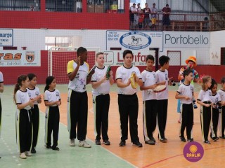 
<a style='margin-left: 5px;' class='btn btn-xs btn-social btn-facebook' href='https://www.facebook.com/sharer/sharer.php?u=https://www.boladovale.com.br/imgs/800-800-90/conteudo/fotos/1299/img7040.jpg' rel='popup' data-width='500' data-height='400'><i class='fa fa-facebook'></i>Compartilhar <span class='hidden-xs'>no Facebook</span>
</a> 
<a class='btn btn-default btn-xs' target='_blank' href='imgs/800-800-90/conteudo/fotos/1299/img7040.jpg'>
<span class='glyphicon glyphicon-cloud-download'></span> Salvar
</a> 
<span></span>