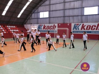 
<a style='margin-left: 5px;' class='btn btn-xs btn-social btn-facebook' href='https://www.facebook.com/sharer/sharer.php?u=https://www.boladovale.com.br/imgs/800-800-90/conteudo/fotos/1299/img7063.jpg' rel='popup' data-width='500' data-height='400'><i class='fa fa-facebook'></i>Compartilhar <span class='hidden-xs'>no Facebook</span>
</a> 
<a class='btn btn-default btn-xs' target='_blank' href='imgs/800-800-90/conteudo/fotos/1299/img7063.jpg'>
<span class='glyphicon glyphicon-cloud-download'></span> Salvar
</a> 
<span></span>