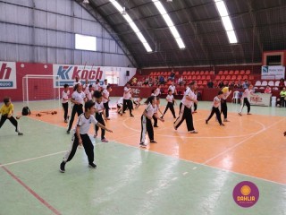
<a style='margin-left: 5px;' class='btn btn-xs btn-social btn-facebook' href='https://www.facebook.com/sharer/sharer.php?u=https://www.boladovale.com.br/imgs/800-800-90/conteudo/fotos/1299/img7071.jpg' rel='popup' data-width='500' data-height='400'><i class='fa fa-facebook'></i>Compartilhar <span class='hidden-xs'>no Facebook</span>
</a> 
<a class='btn btn-default btn-xs' target='_blank' href='imgs/800-800-90/conteudo/fotos/1299/img7071.jpg'>
<span class='glyphicon glyphicon-cloud-download'></span> Salvar
</a> 
<span></span>