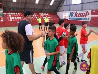 
<a style='margin-left: 5px;' class='btn btn-xs btn-social btn-facebook' href='https://www.facebook.com/sharer/sharer.php?u=https://www.boladovale.com.br/imgs/800-800-90/conteudo/fotos/1299/img7176.jpg' rel='popup' data-width='500' data-height='400'><i class='fa fa-facebook'></i>Compartilhar <span class='hidden-xs'>no Facebook</span>
</a> 
<a class='btn btn-default btn-xs' target='_blank' href='imgs/800-800-90/conteudo/fotos/1299/img7176.jpg'>
<span class='glyphicon glyphicon-cloud-download'></span> Salvar
</a> 
<span></span>
