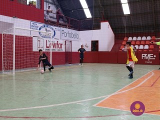 
<a style='margin-left: 5px;' class='btn btn-xs btn-social btn-facebook' href='https://www.facebook.com/sharer/sharer.php?u=https://www.boladovale.com.br/imgs/800-800-90/conteudo/fotos/1299/img7258.jpg' rel='popup' data-width='500' data-height='400'><i class='fa fa-facebook'></i>Compartilhar <span class='hidden-xs'>no Facebook</span>
</a> 
<a class='btn btn-default btn-xs' target='_blank' href='imgs/800-800-90/conteudo/fotos/1299/img7258.jpg'>
<span class='glyphicon glyphicon-cloud-download'></span> Salvar
</a> 
<span></span>