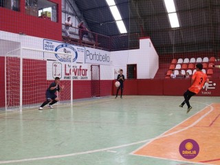 
<a style='margin-left: 5px;' class='btn btn-xs btn-social btn-facebook' href='https://www.facebook.com/sharer/sharer.php?u=https://www.boladovale.com.br/imgs/800-800-90/conteudo/fotos/1299/img7267.jpg' rel='popup' data-width='500' data-height='400'><i class='fa fa-facebook'></i>Compartilhar <span class='hidden-xs'>no Facebook</span>
</a> 
<a class='btn btn-default btn-xs' target='_blank' href='imgs/800-800-90/conteudo/fotos/1299/img7267.jpg'>
<span class='glyphicon glyphicon-cloud-download'></span> Salvar
</a> 
<span></span>